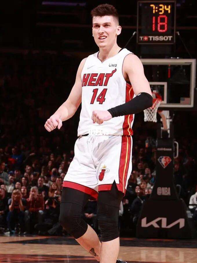 在头上的隐 在头上的隐