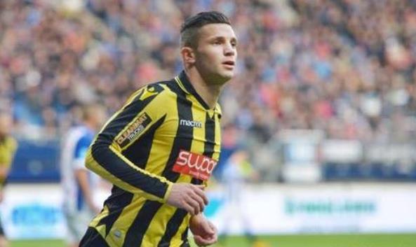 留了自主选 留了自主选